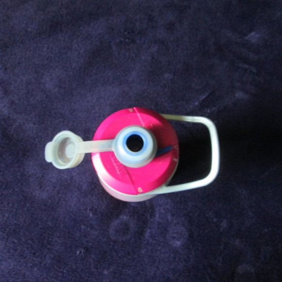 2/$25 CamelBak Insulated Water Bottle 25oz - Picture 3 of 8